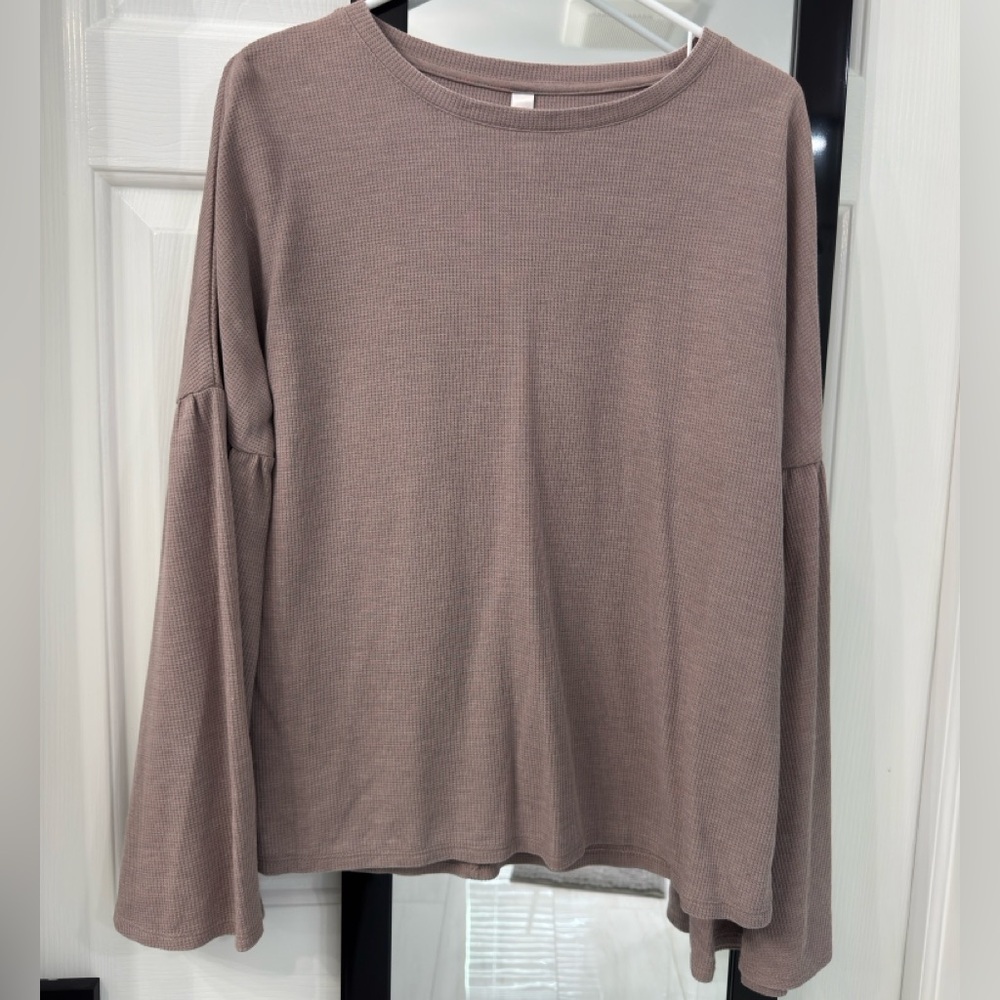 Xhilaration Women's Long Sleeve Top in Mauve